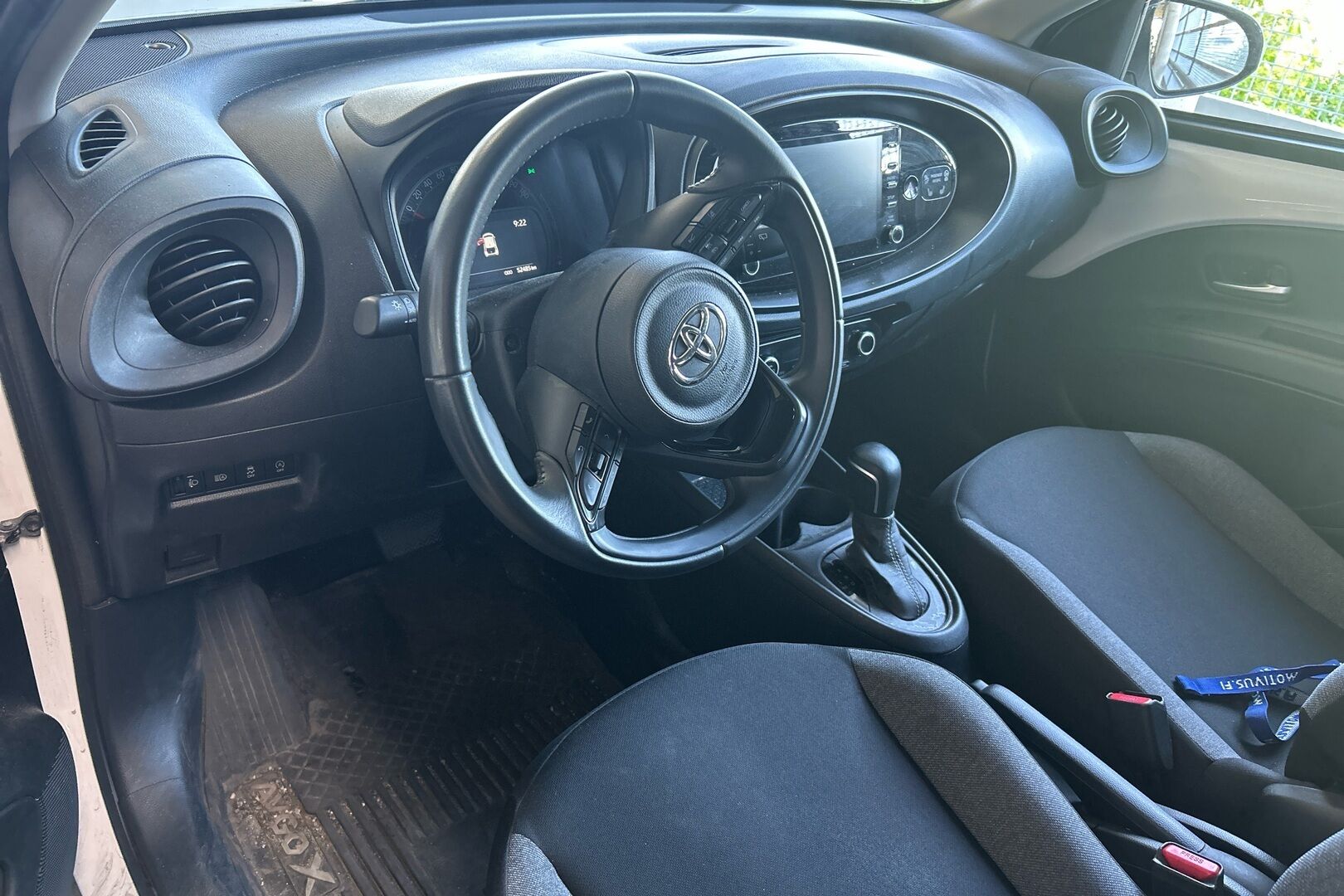 Toyota Aygo X iso kuva 2