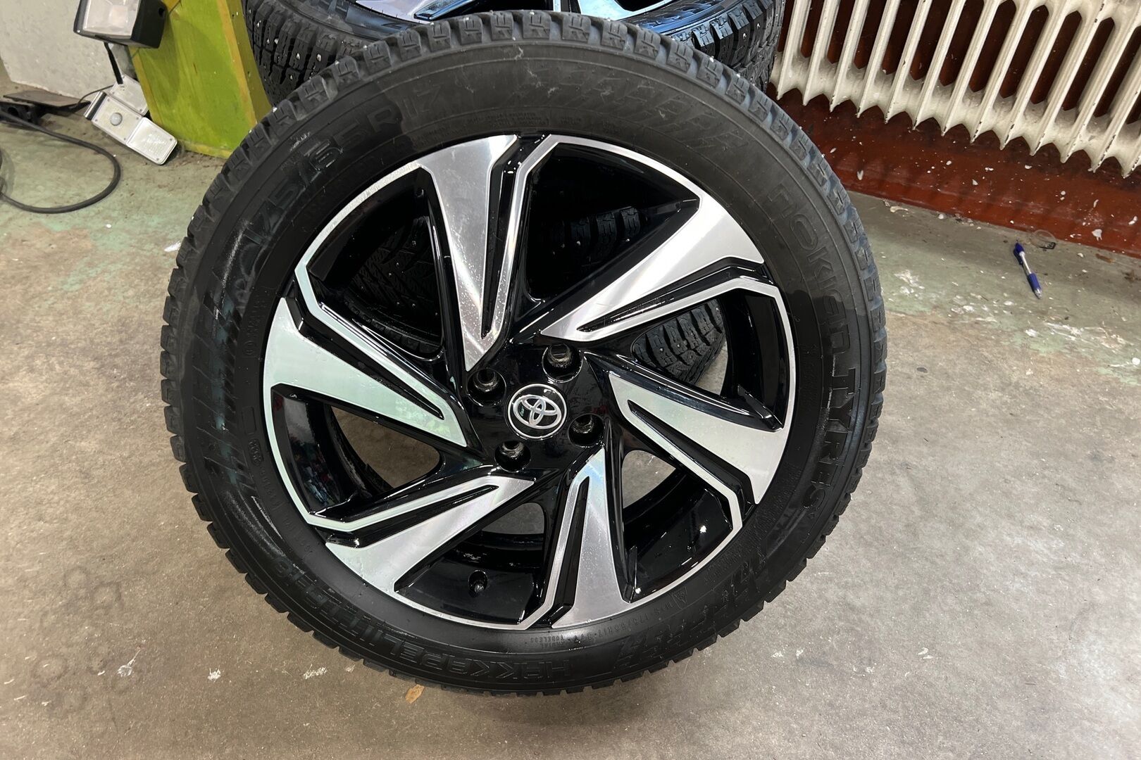 Toyota Aygo X iso kuva 8