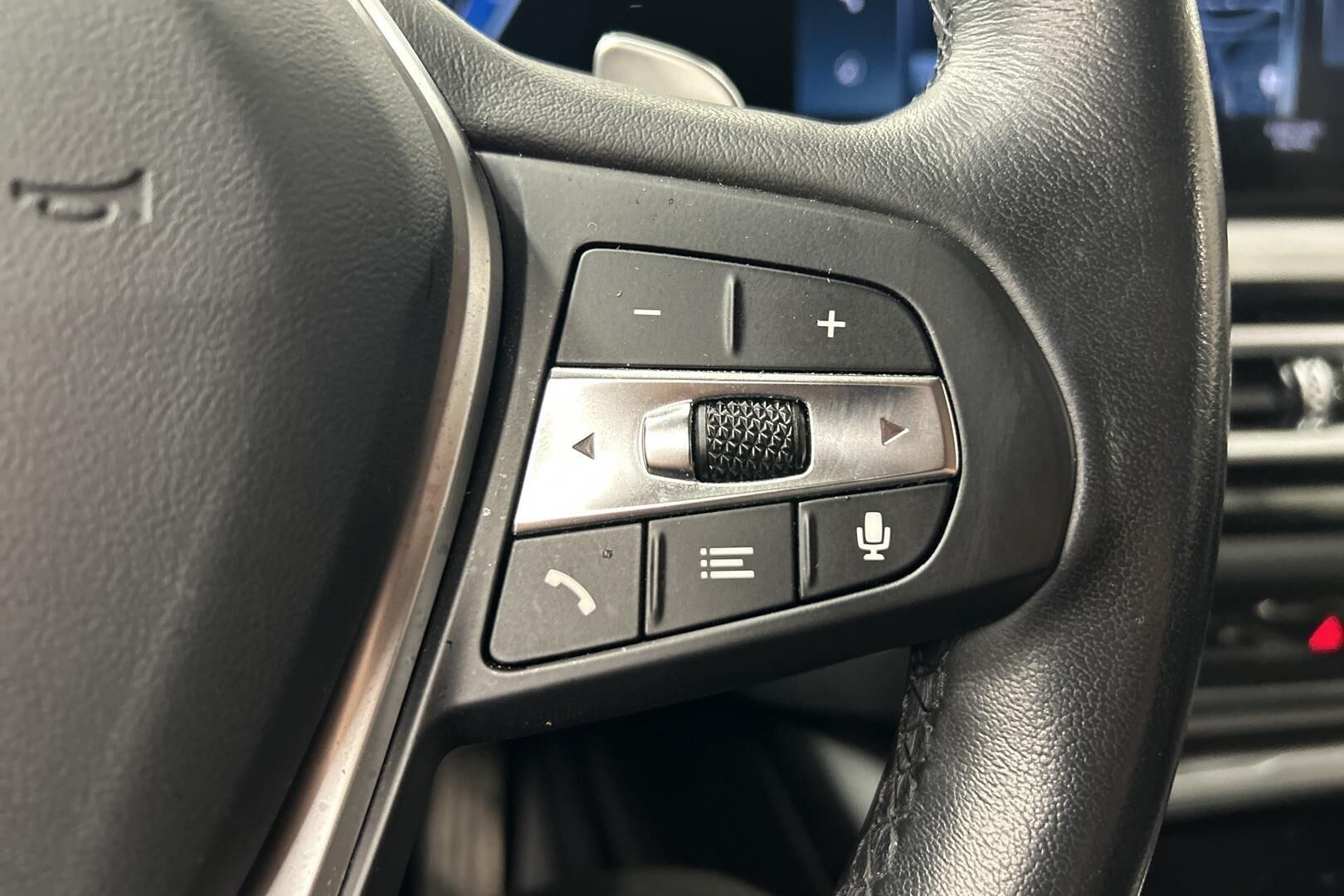 BMW 3-sarja iso kuva 15