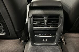 BMW 3-sarja esikatselu 26