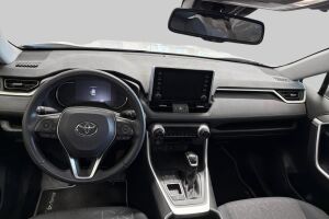 Toyota RAV4 esikatselu 1