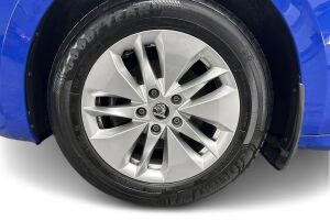 Skoda Octavia esikatselu 9