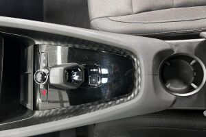 Polestar 2 esikatselu 11