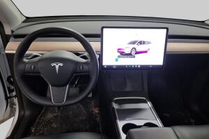 Tesla MODEL Y esikatselu 2