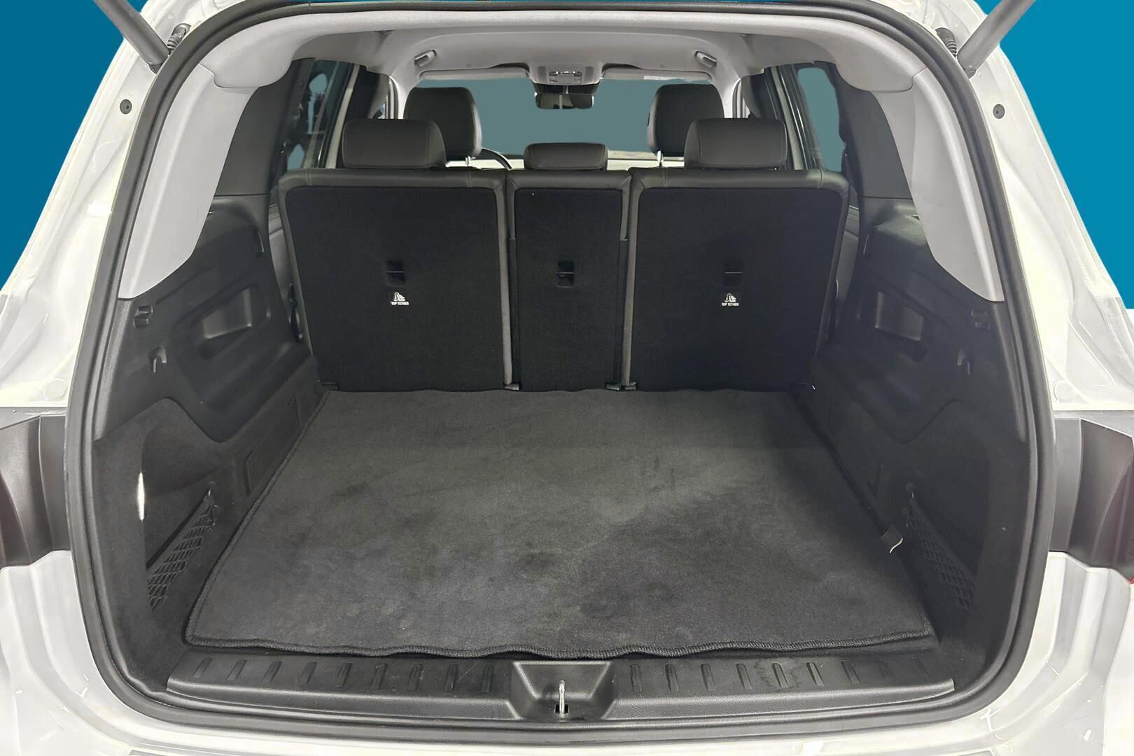 Mercedes-Benz EQB iso kuva 6