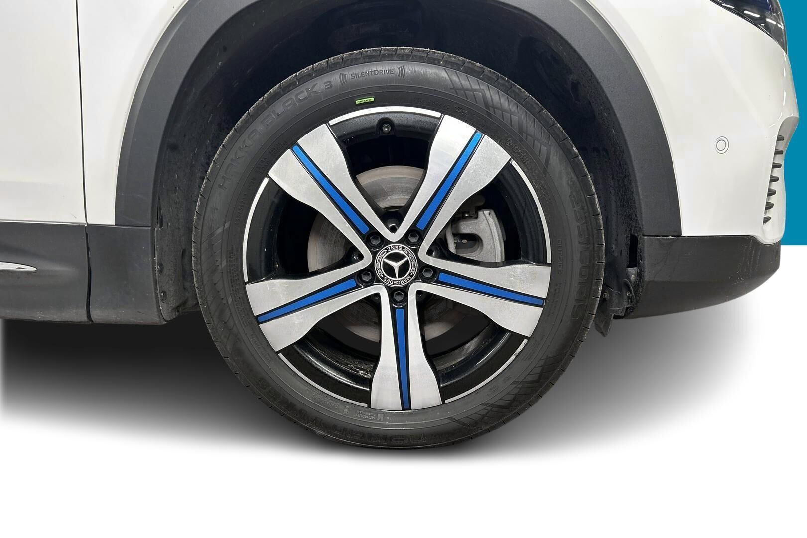 Mercedes-Benz EQB iso kuva 29