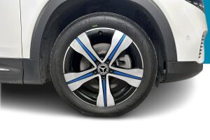 Mercedes-Benz EQB esikatselu 29