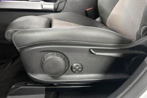 Mercedes-Benz EQB esikatselu 30