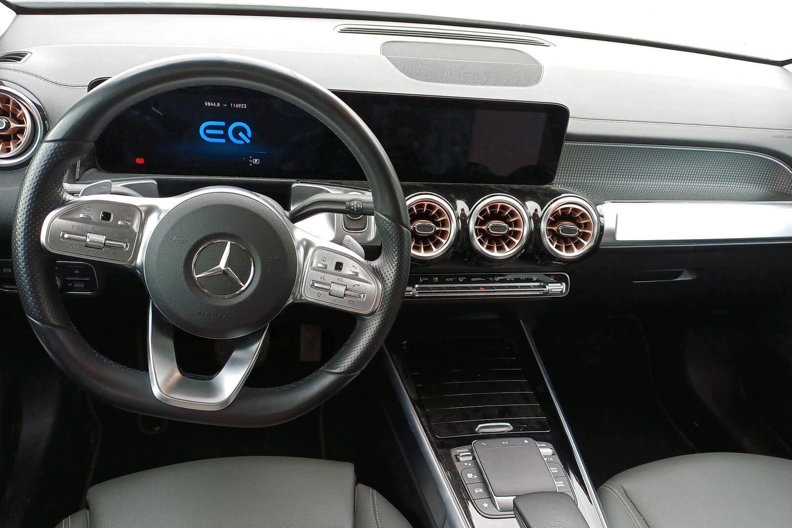 Mercedes-Benz EQB iso kuva 2