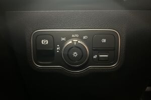 Mercedes-Benz EQB esikatselu 10