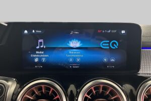 Mercedes-Benz EQB esikatselu 12