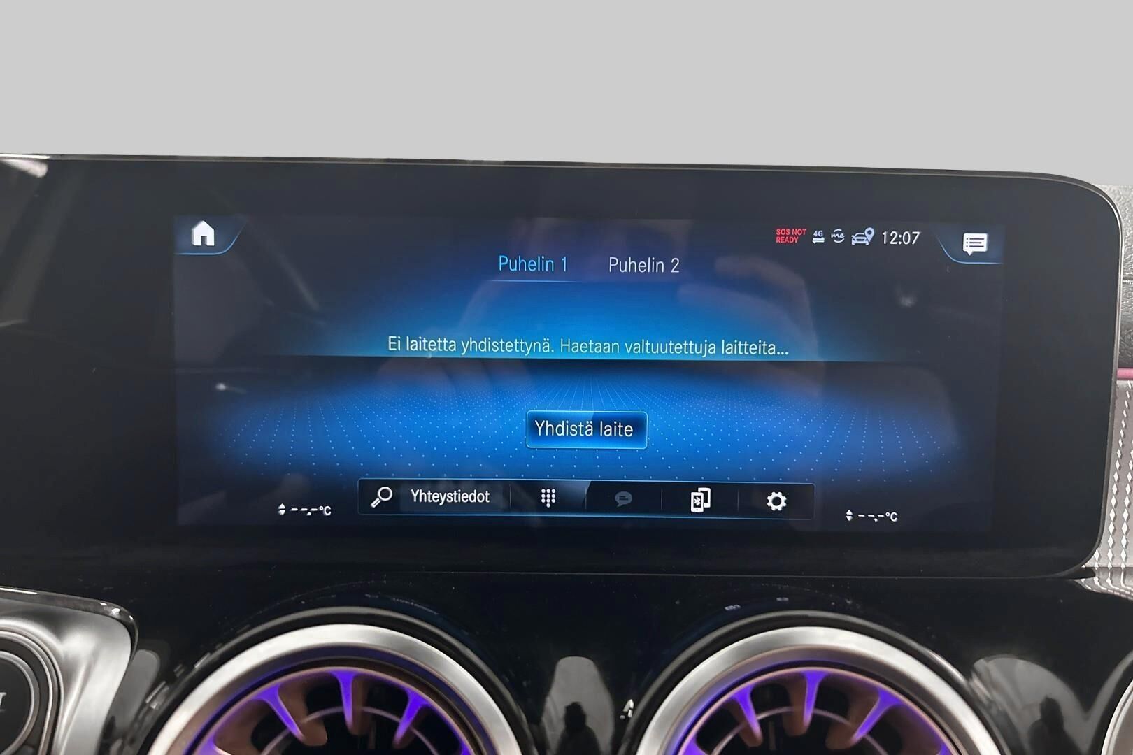 Mercedes-Benz EQB iso kuva 36