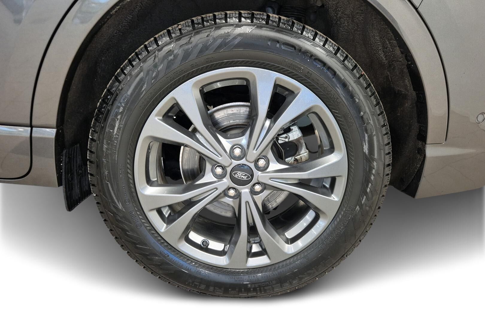 Ford Kuga iso kuva 13