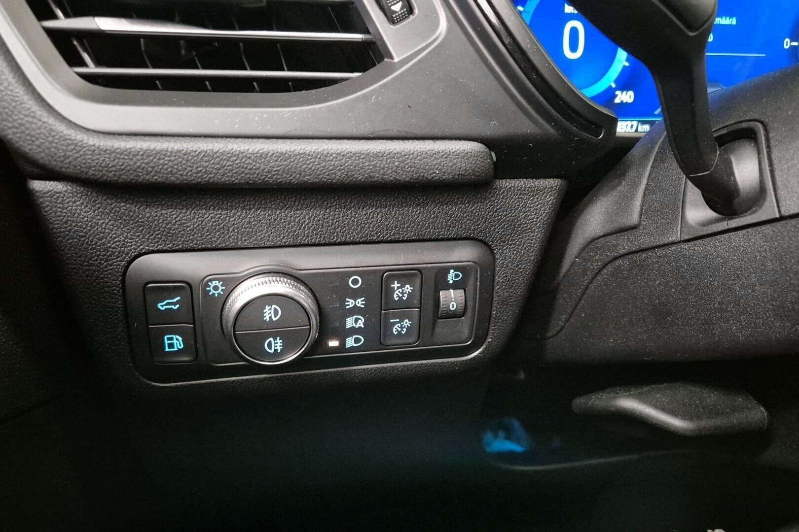 Ford Kuga iso kuva 22