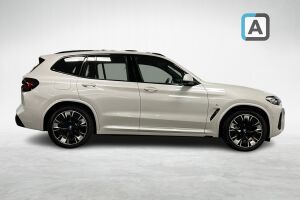 BMW iX3 esikatselu 5