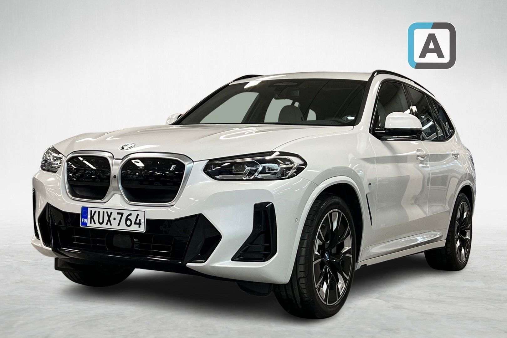 BMW iX3 iso kuva 0