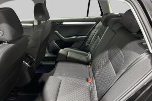 Skoda Superb esikatselu 10