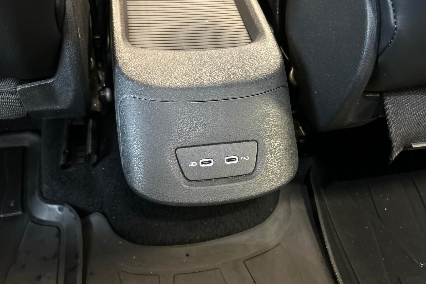 Volkswagen ID.3 iso kuva 9