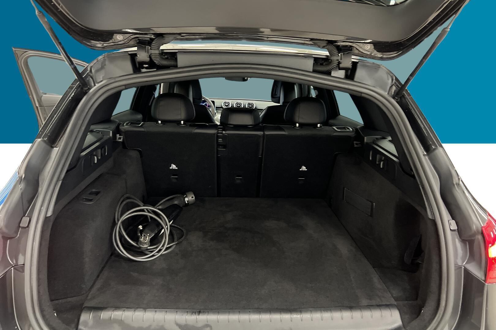 Mercedes-Benz C iso kuva 12