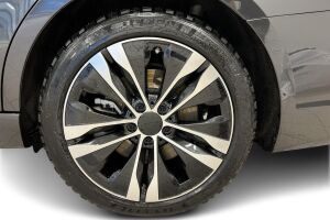 Mercedes-Benz C esikatselu 13