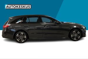 Mercedes-Benz C esikatselu 4