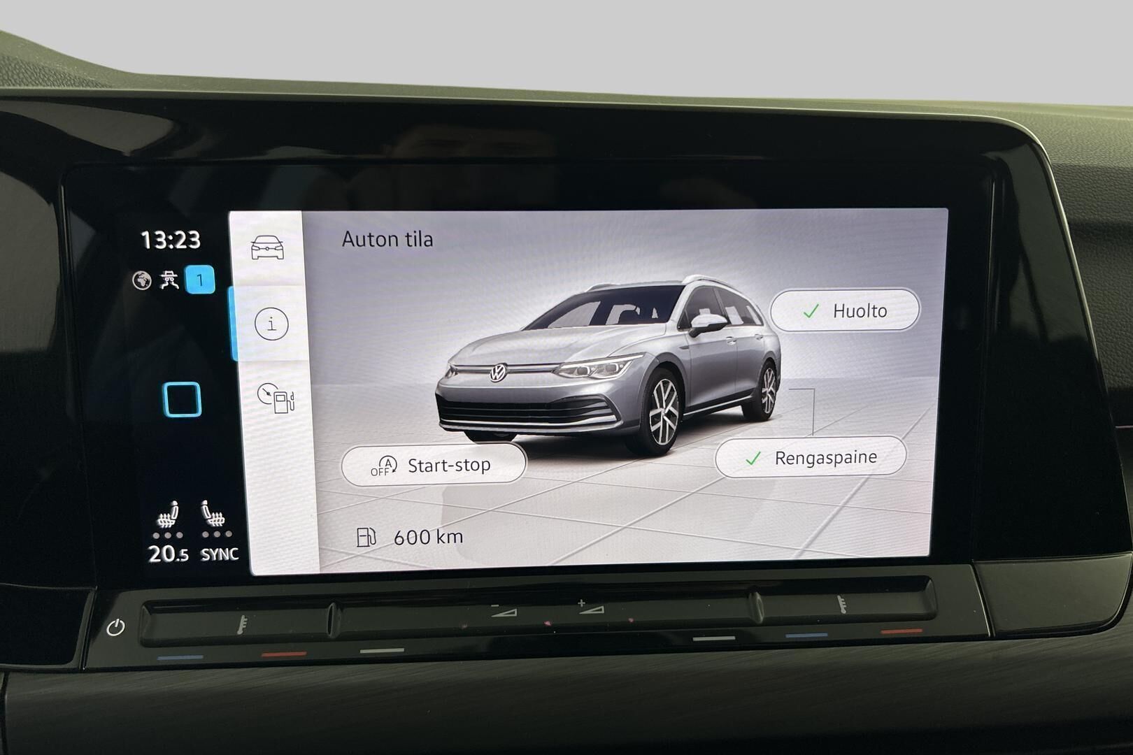 Volkswagen Golf iso kuva 14