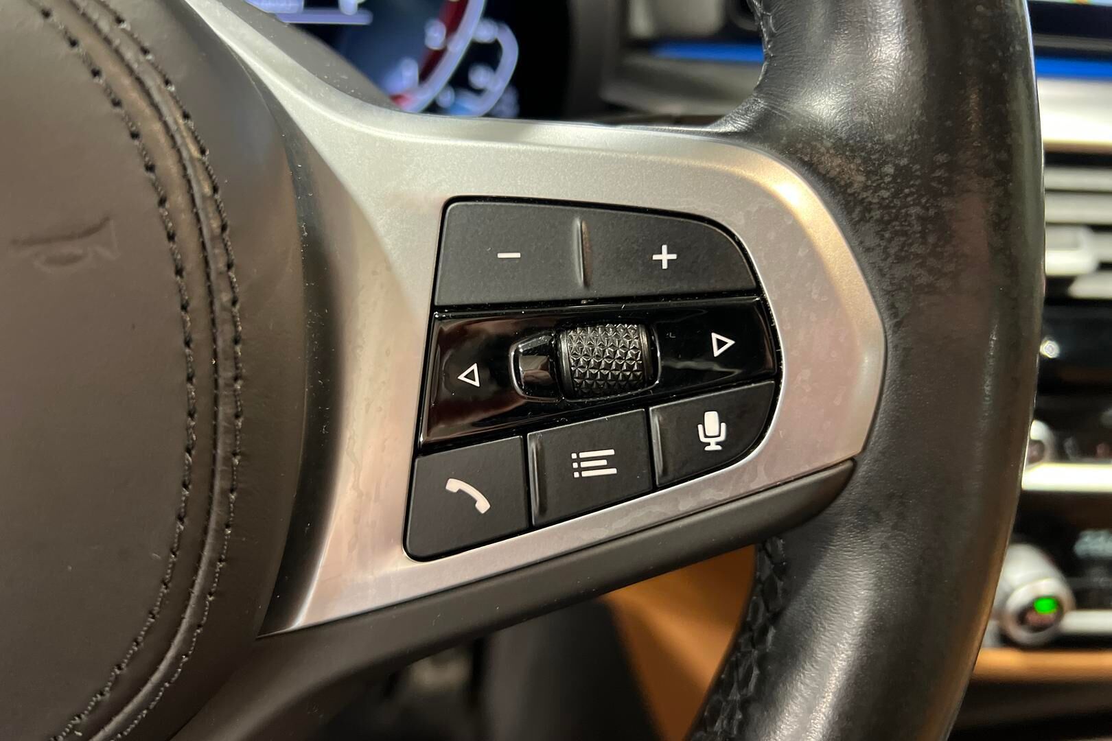 BMW 5-sarja iso kuva 18