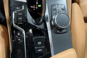 BMW 5-sarja esikatselu 19