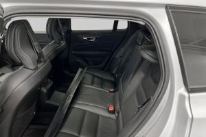 Volvo V60 esikatselu 10