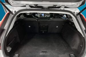 Volvo V60 esikatselu 12