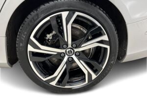 Volvo V60 esikatselu 13