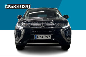 Mitsubishi Outlander PHEV esikatselu 2