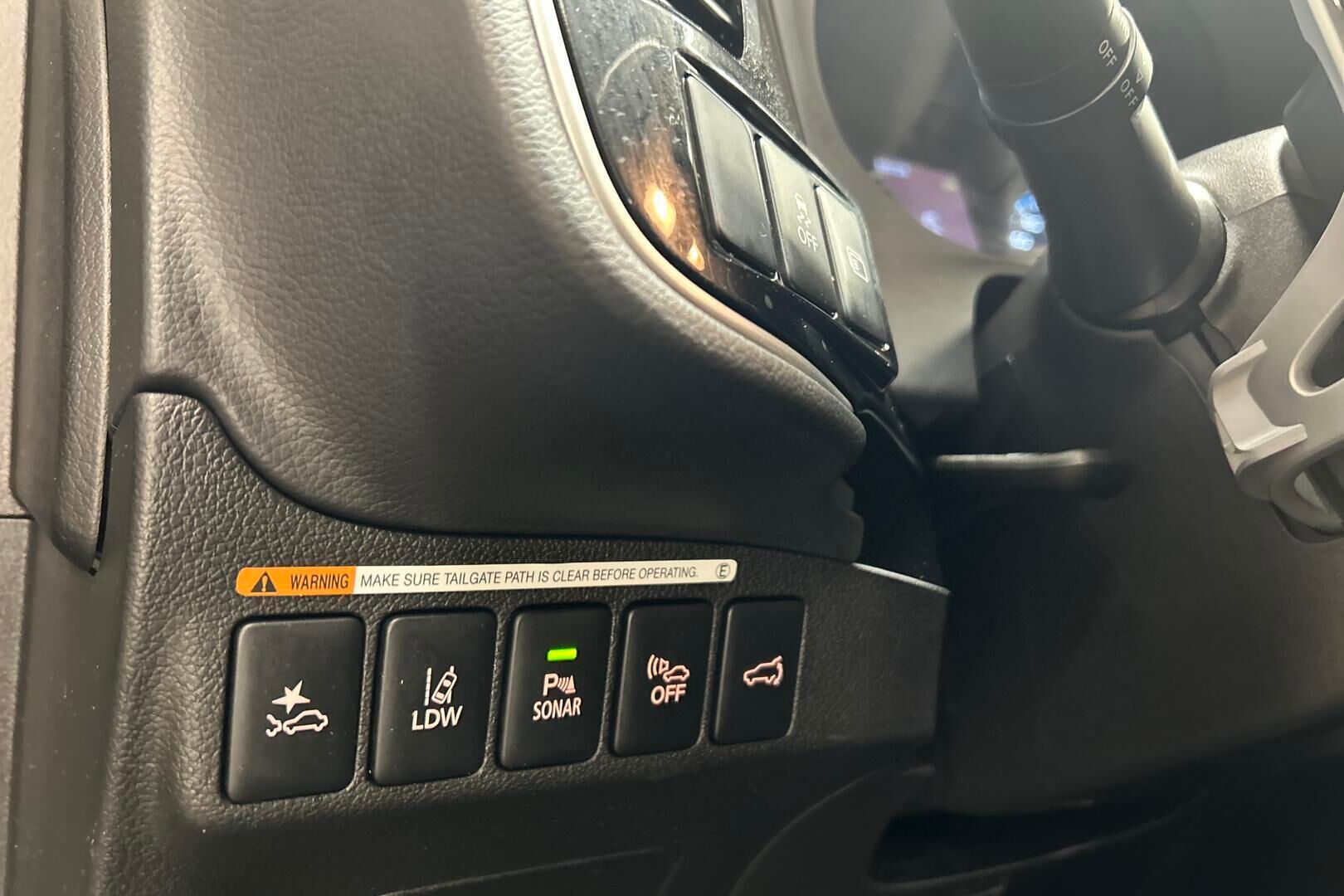 Mitsubishi Outlander PHEV iso kuva 20