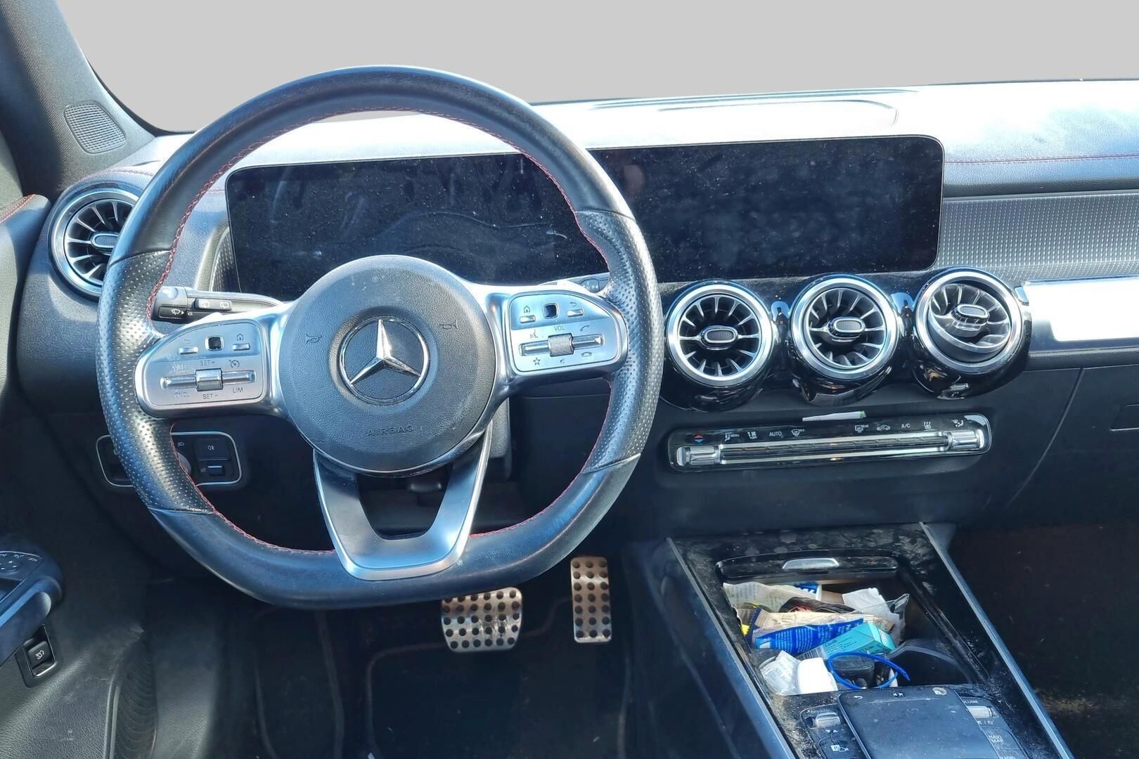 Mercedes-Benz EQB iso kuva 1