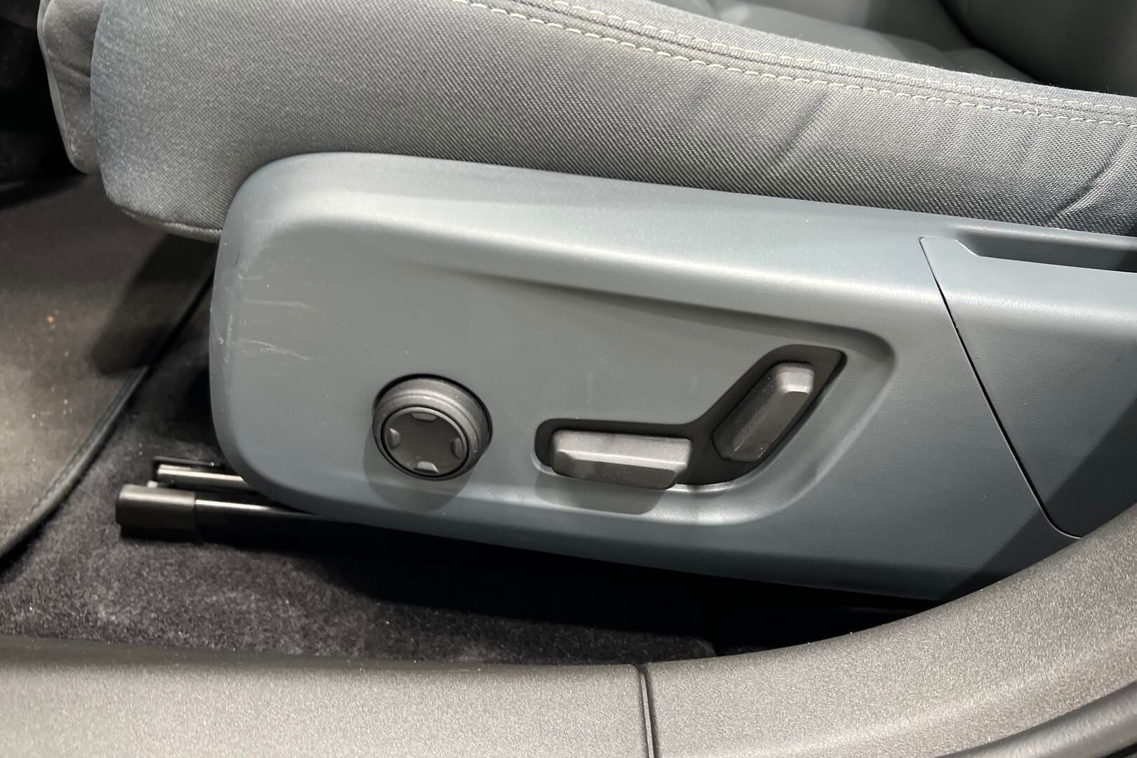 Polestar 2 iso kuva 32