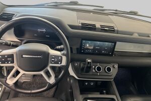 Land Rover Defender esikatselu 6