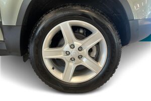 Land Rover Defender esikatselu 7