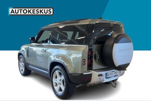 Land Rover Defender esikatselu 3
