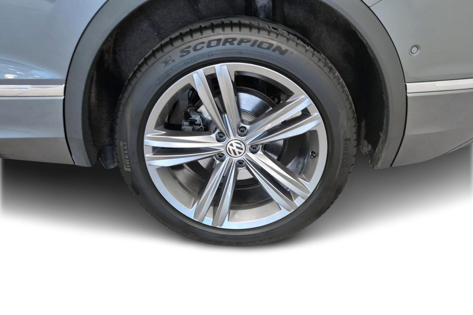 Volkswagen Tiguan Allspace iso kuva 9