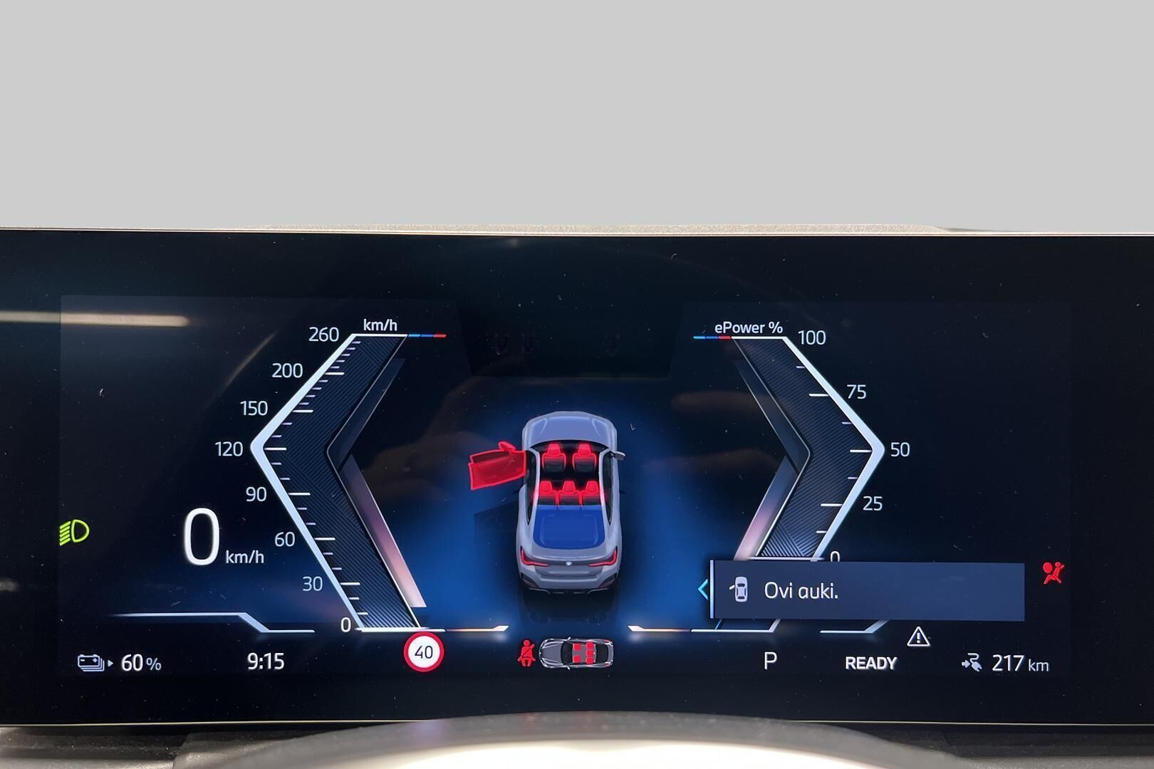 BMW i4 iso kuva 13