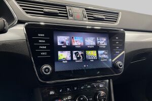 Skoda Superb esikatselu 34