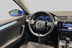 Skoda Superb esikatselu 39
