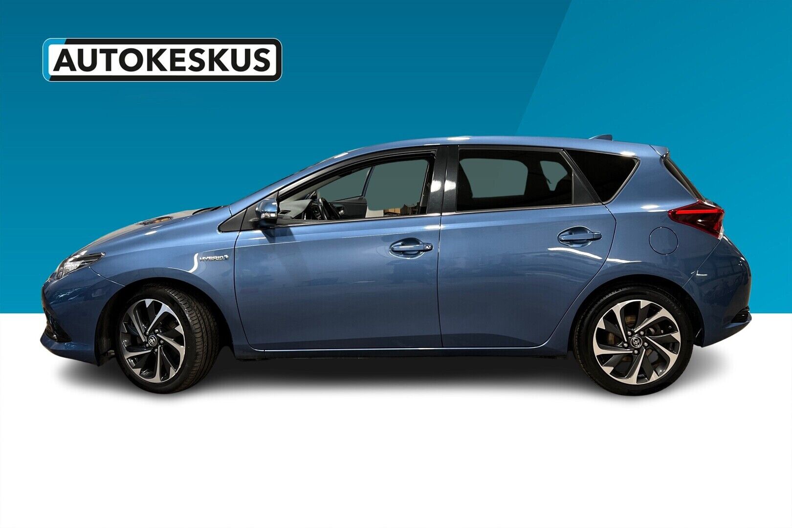 Toyota Auris iso kuva 6