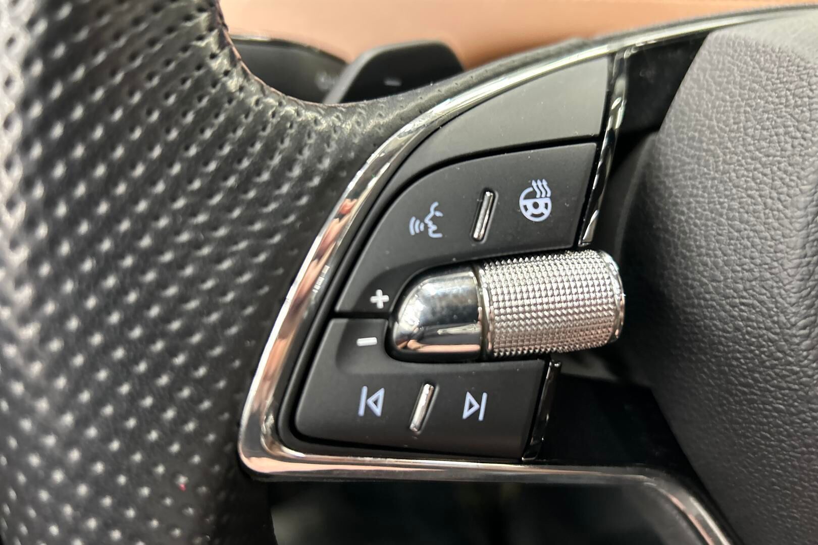 Skoda Enyaq iso kuva 18