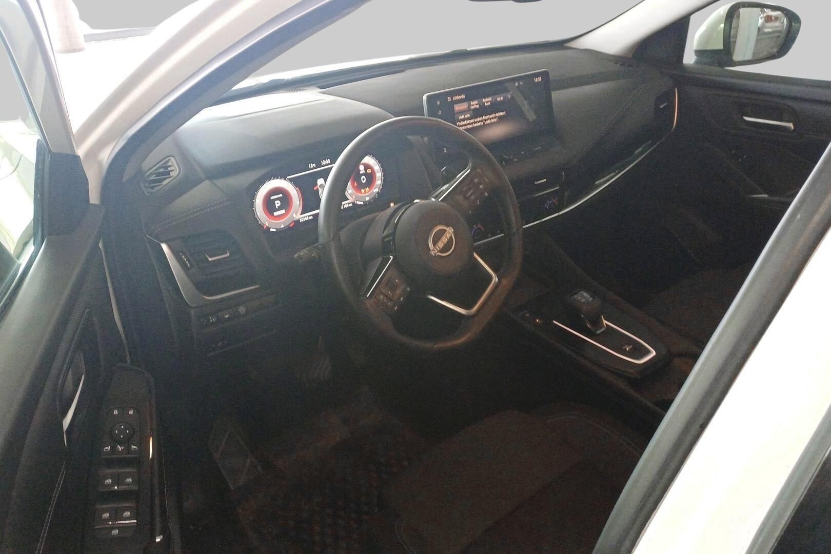 Nissan Qashqai iso kuva 2