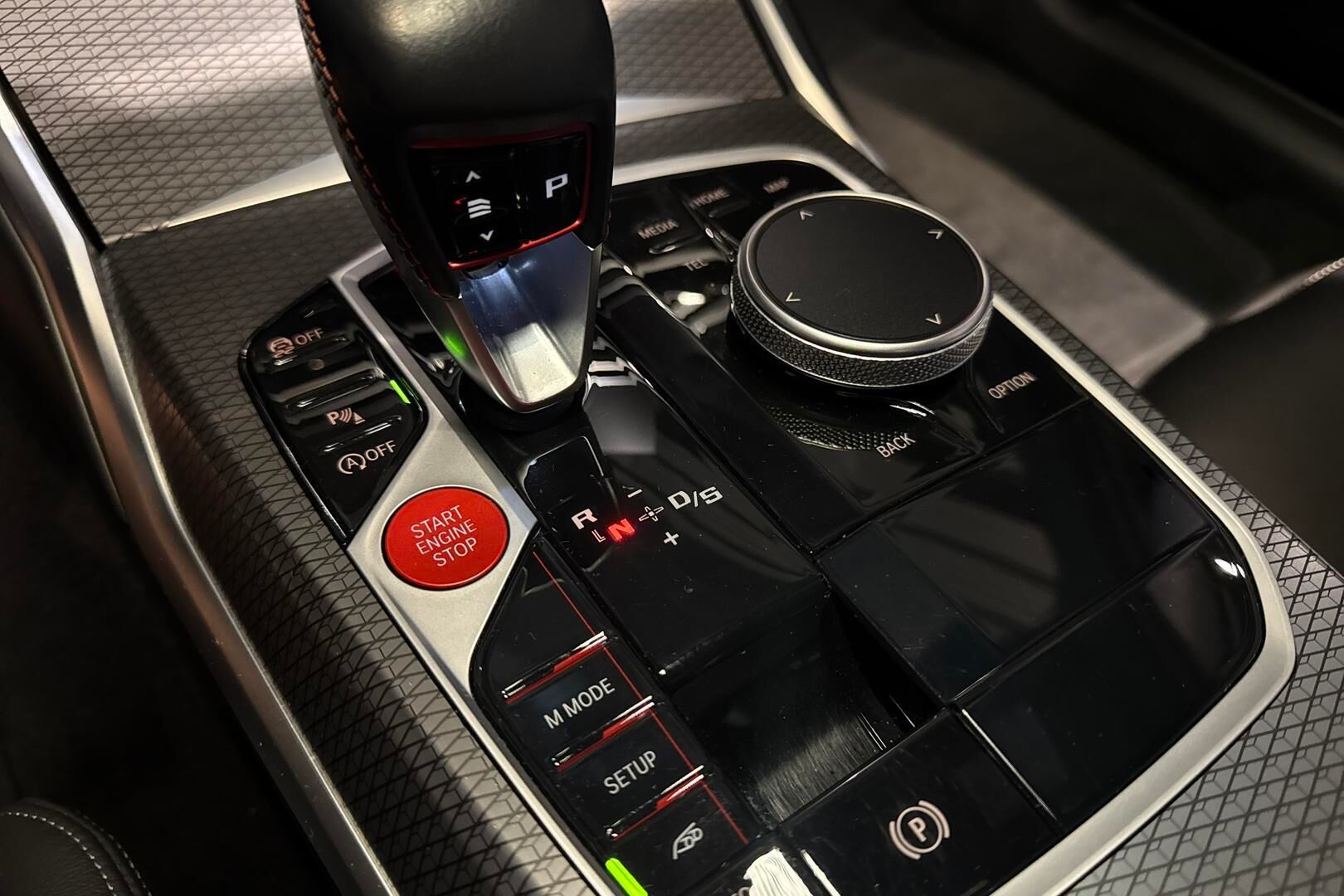 BMW M2 iso kuva 15