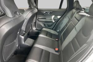 Volvo V60 esikatselu 7