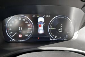 Volvo V60 esikatselu 10