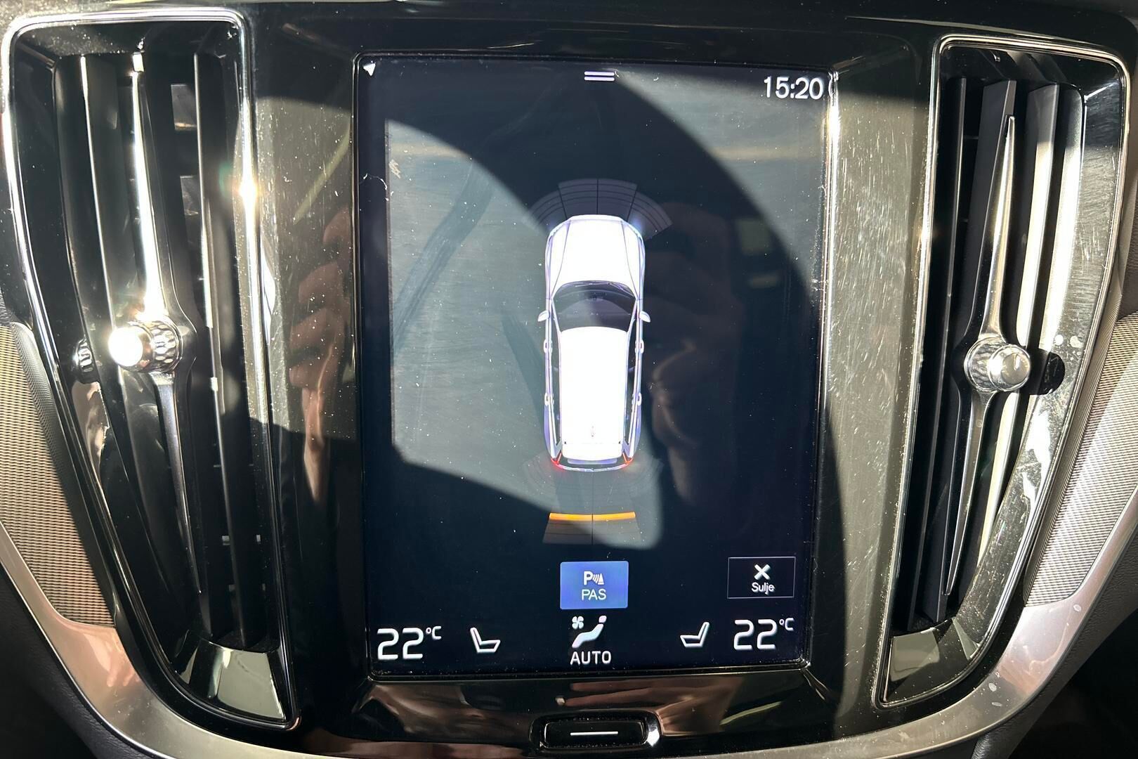 Volvo V60 iso kuva 15