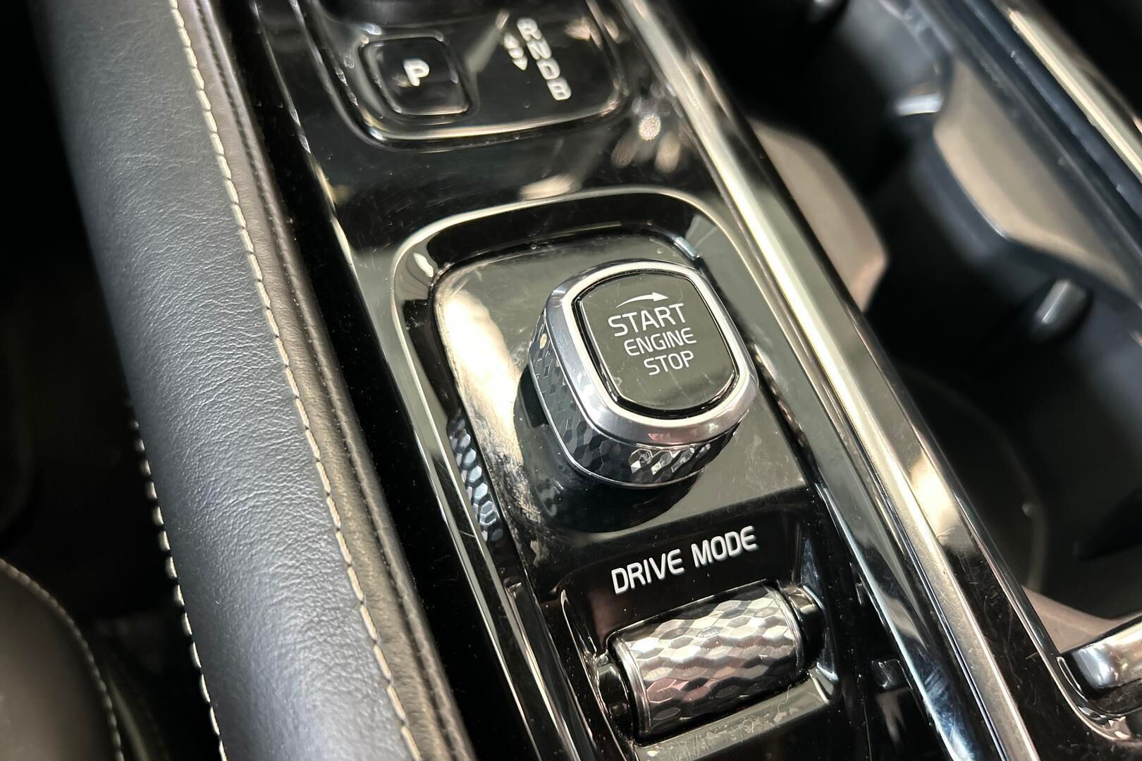 Volvo V60 iso kuva 18